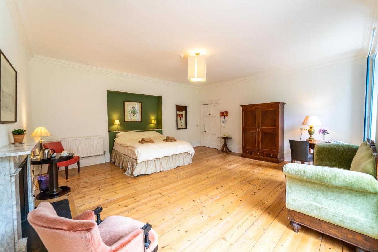 Estate And Self Catering 3*